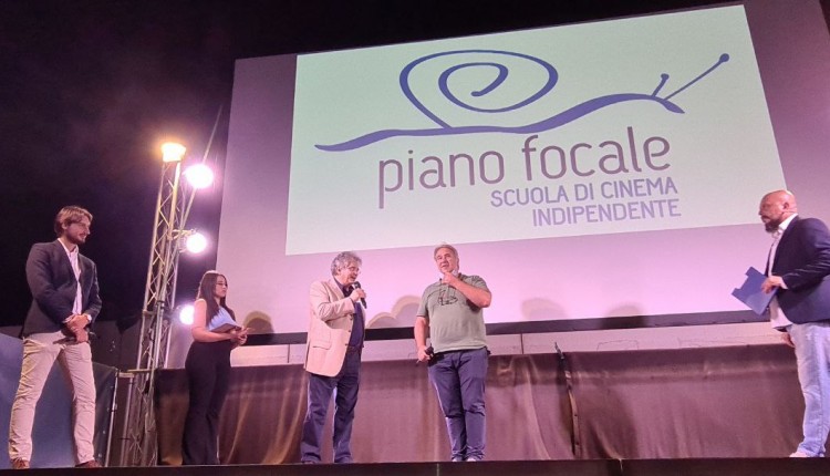 VENTIDUE CORTOMETRAGGI PRODOTTI DAGLI ALLIEVI DI PIANO FOCALE: PREMIAZIONE ALLO STAND FLORIO CON IL PRESIDENTE DELL’ERSU