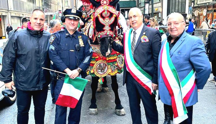 Alla 79esima parata del Columbus Day di New York celebrati i carretti siciliani con la presenza della CSNA, partner degli ERSU siciliani nel progetto Sicilia Diffusa